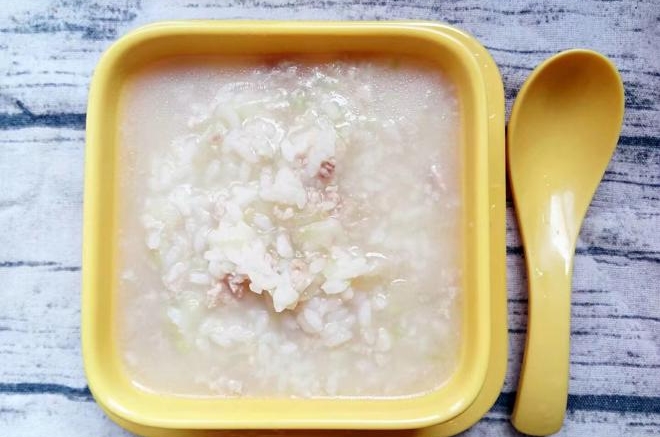 宝宝辅食：黄瓜肉末粥