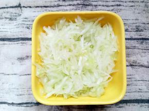 黄瓜去皮去籽抽丝