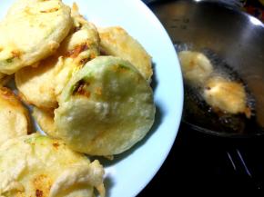 盛入盘中就可以食用喽。