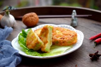 外表金黄，里面却又是翠绿的。