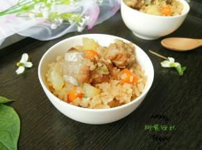 出锅趁热撒点葱花。