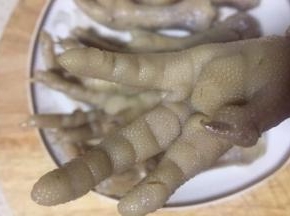 水开后十分钟即可捞起，用纯净冲洗