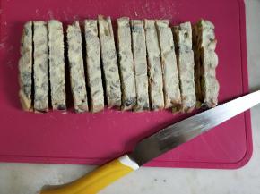 切成合适大小的小块。