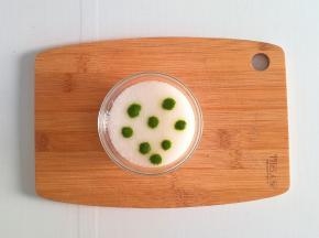 滴入菠菜泥