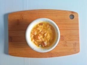 搅拌好的鱼肉蛋糊