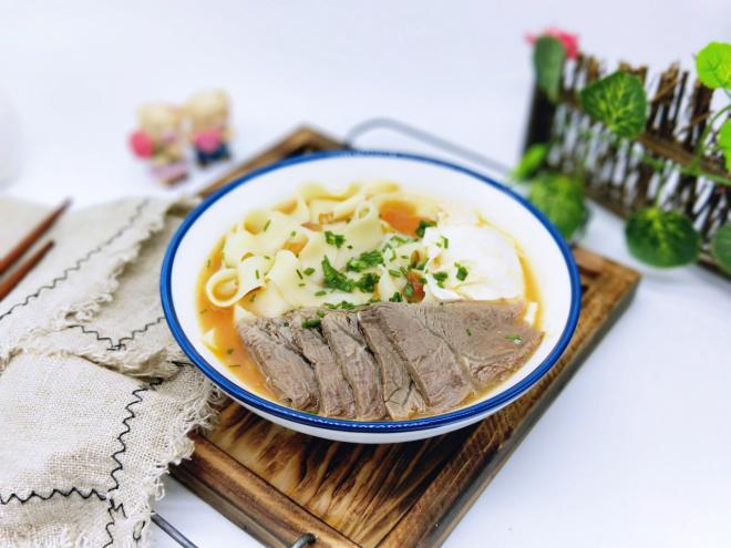 番茄牛肉面