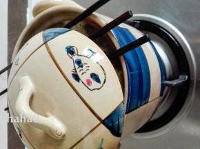 再次烧开后，用筷子架起锅盖，这样不会溢锅，转小火煮30分钟左右。