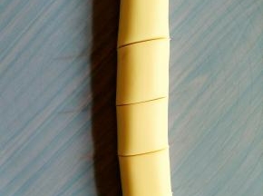 分割成每个30克面团。