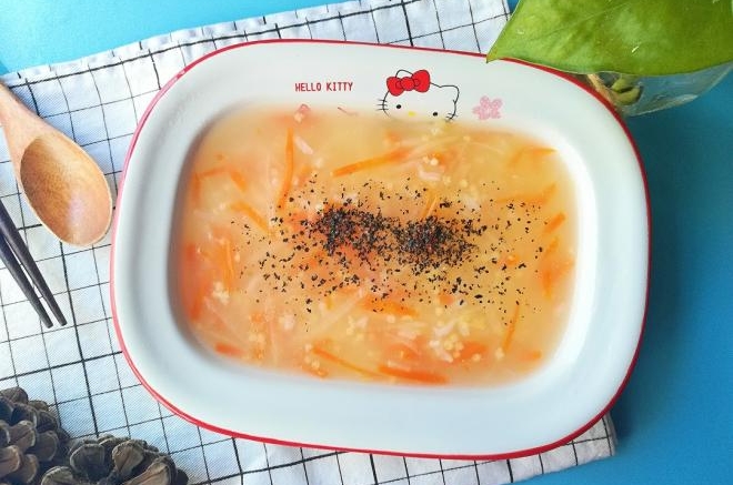砂锅粥-土豆胡萝卜双米粥