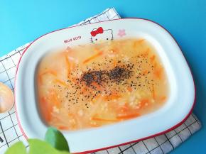 出锅后撒入牡蛎粉提味即可