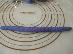 搓成26cm的长度。