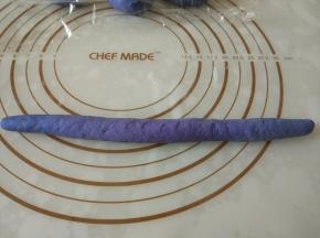 搓成26cm的长度。