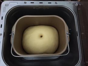 发酵至两倍大，戳洞不回缩即可