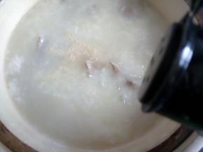 白胡椒搅拌均匀