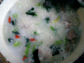 枸杞搅拌均匀后关火