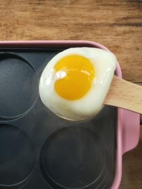 鸡蛋此时是满满的溏心。