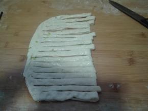 6.用刀切成如图细条