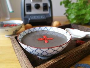 需要炒熟的食材一次性可以多做一点，随吃随取很方便。没有破壁机用普通的料理机也可以，需要加热水，搅打的时间相应要长一点。