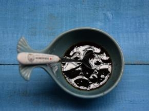 碗里加入所有调料拌匀