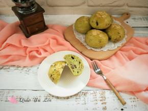 抹茶蜜豆小餐包。