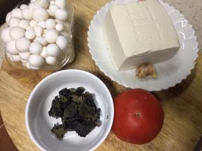 准备其它所需食材