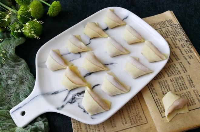 胡萝卜巴沙鱼牛肉小馄饨