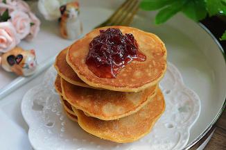 吃的时候蘸着玫瑰糖～嗯～真香！好吃