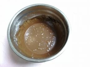 搅拌好的面糊。