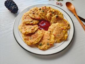 出锅挤上番茄酱就可以开动喽