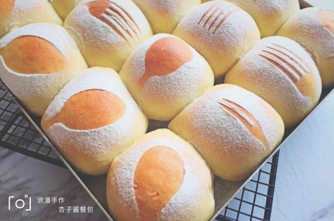 杏子酱餐包