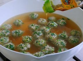 淋入少许香油