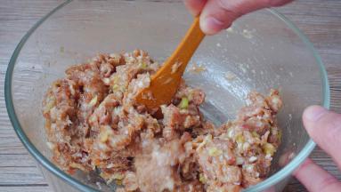 顺一个方向搅拌均匀