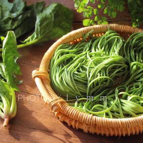 11:成品来了～做好的面条可以晾干，也可以分成小袋冷冻起来～随吃随取  很方便～