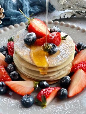 大人吃可以淋上蜂蜜，蜂蜜是减肥的哦，不用担心发胖。