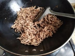 慢慢翻炒