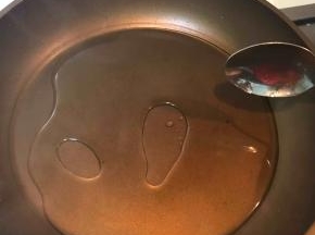 待盐划开，关火即可