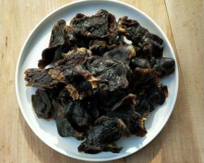 “妈妈牌”腊鸭心。