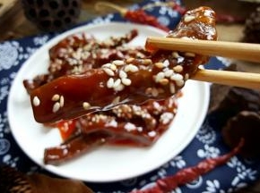来一块尝尝吧，味道非常好吃哦。