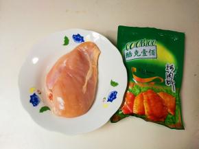 准备好鸡脯肉和COOK100香甜奥尔良烤肉料