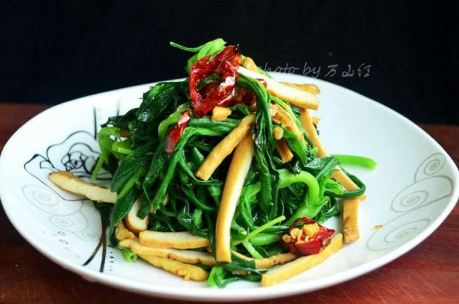 面条菜炒香干