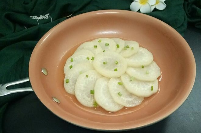 蚝油高汤萝卜片