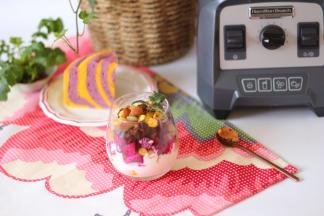 加入水果、豆沙、麦片即可