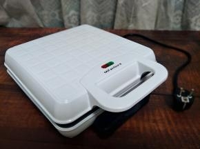 今天的主角。三合一早餐机