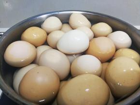 放进锅里，煮熟