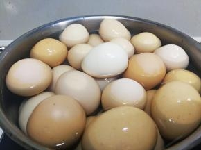 放进锅里，煮熟