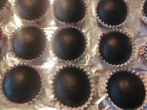 面团发酵至两倍大左右，预热烤箱，180度上下火十分钟左右