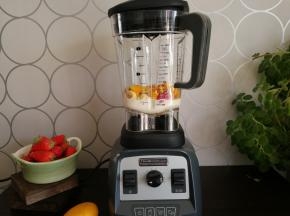 接通电源，启动果蔬功能。