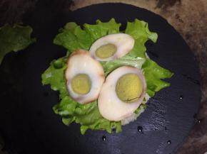 再加入几片鸡蛋