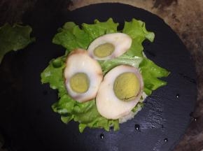 再加入几片鸡蛋