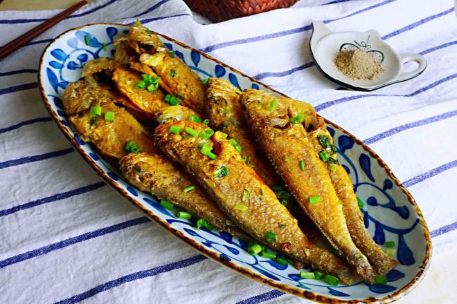 椒盐香葱黄花鱼